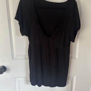 Daisy Fuentes Black Blouse